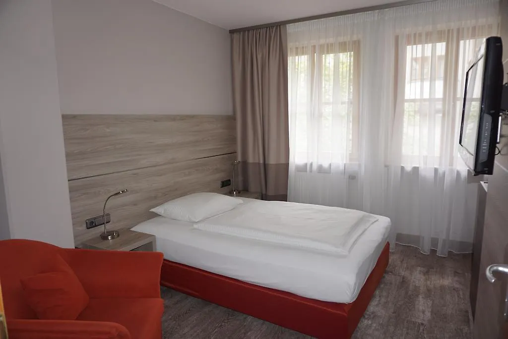 Hotel Kastanienhof Erding