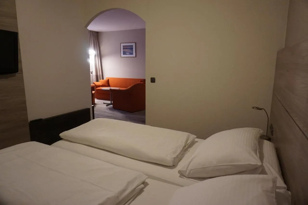 Hotel Kastanienhof Erding